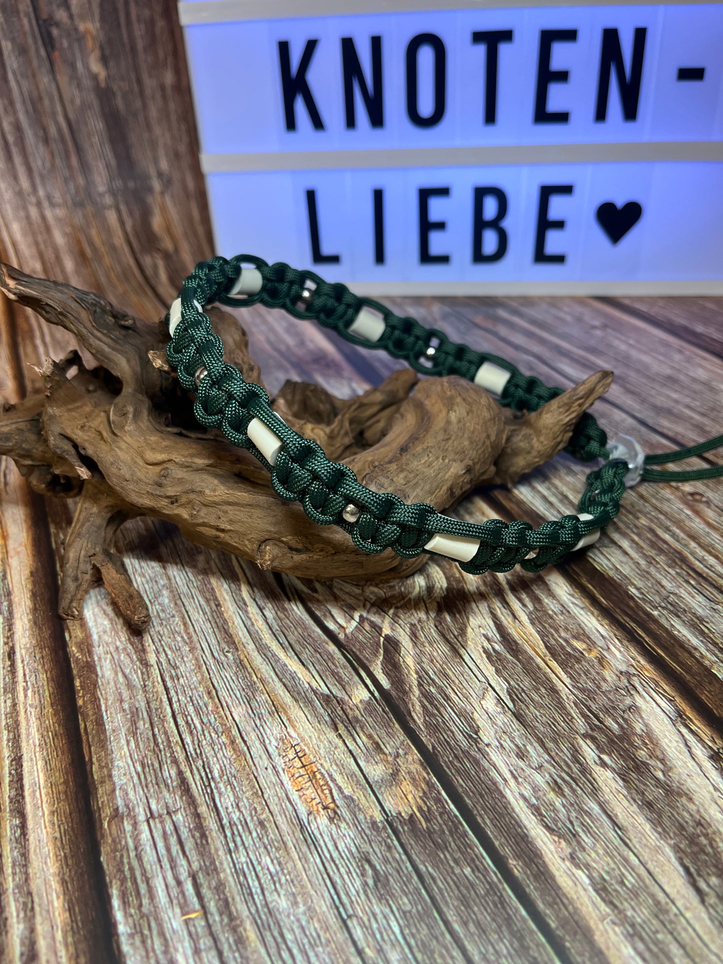 Schmuckhalsband Cobra