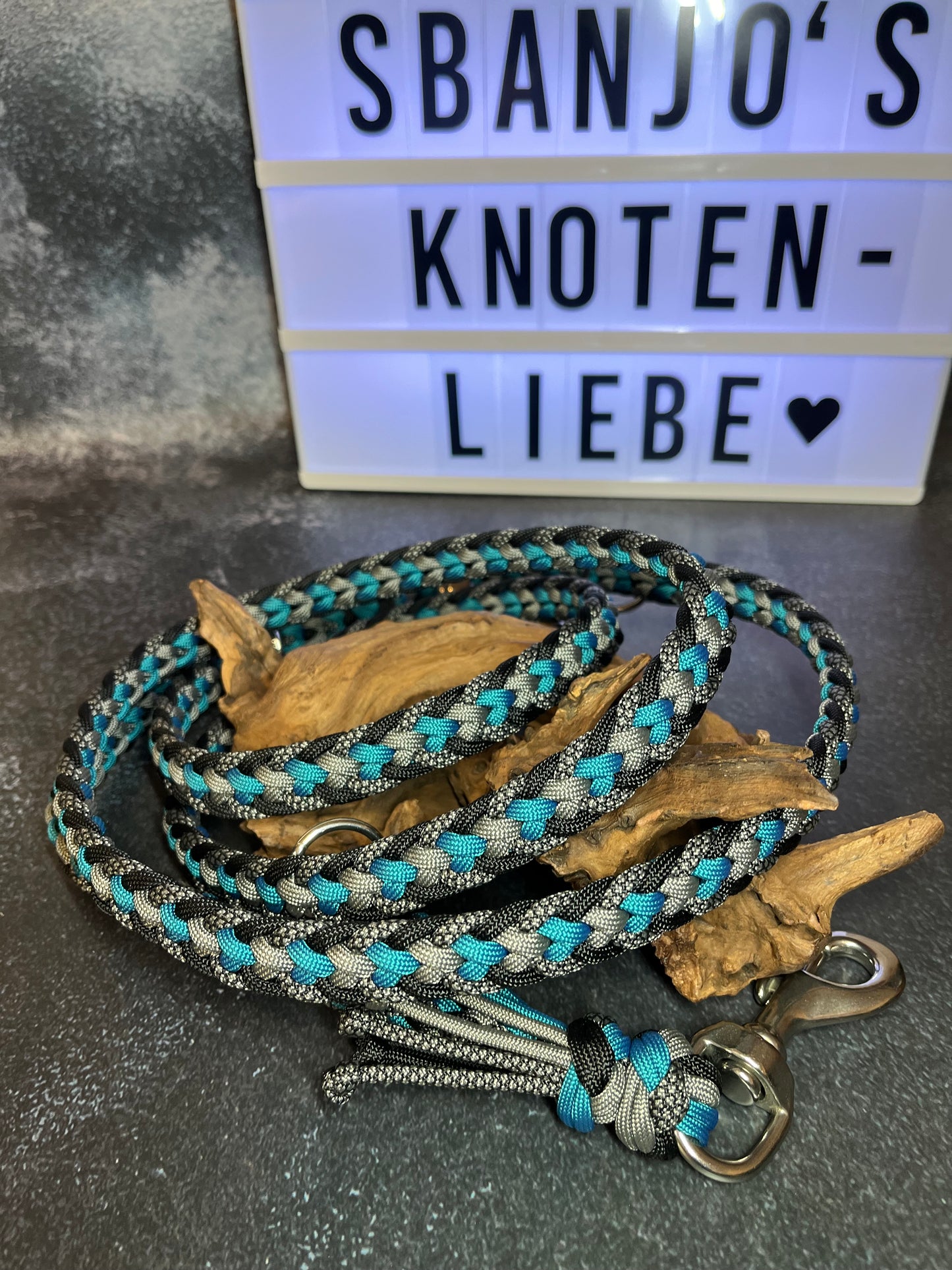 Kara - Schwarz/ Charcoal Grey Diamond/ Teal/ Charcoal Grey (2m)